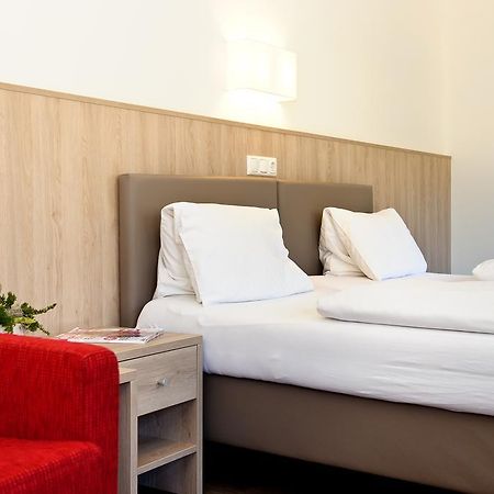 Gasthaus Bacher Hotel Sankt Johann im Pongau Szoba fotó
